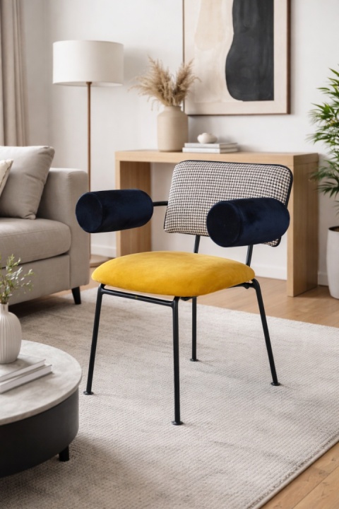 Fotel BEE w pepitkę z podłokietnikami